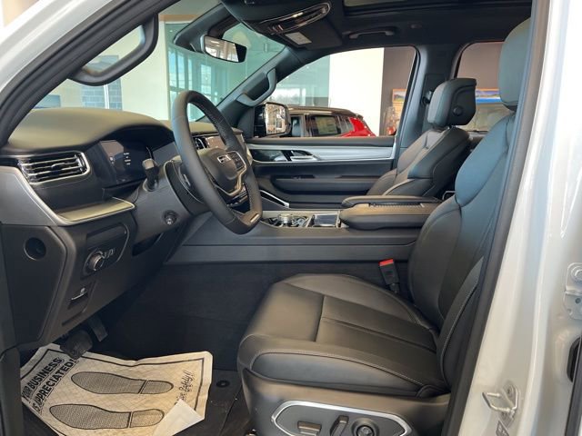 New 2026 Jeep Grand Wagoneer Limited image 10