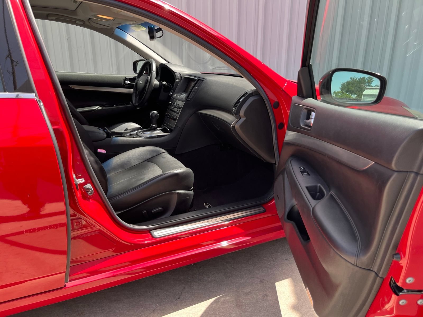 Used 2010 INFINITI G37 Journey w/ Premium Pkg RWD image 16