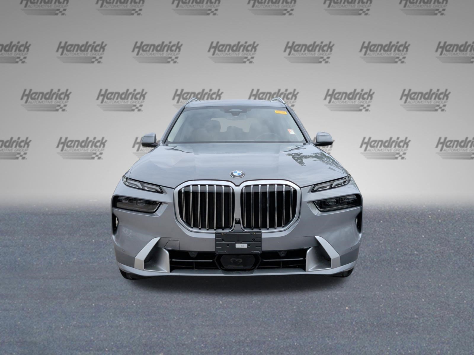 Certified 2024 BMW X7 xDrive40i w/ Executive Package image 3