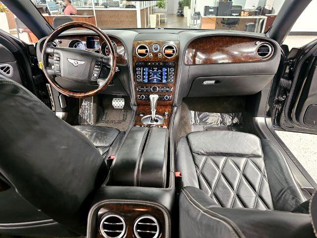 Used 2008 Bentley Flying Spur Flying Spur image 9