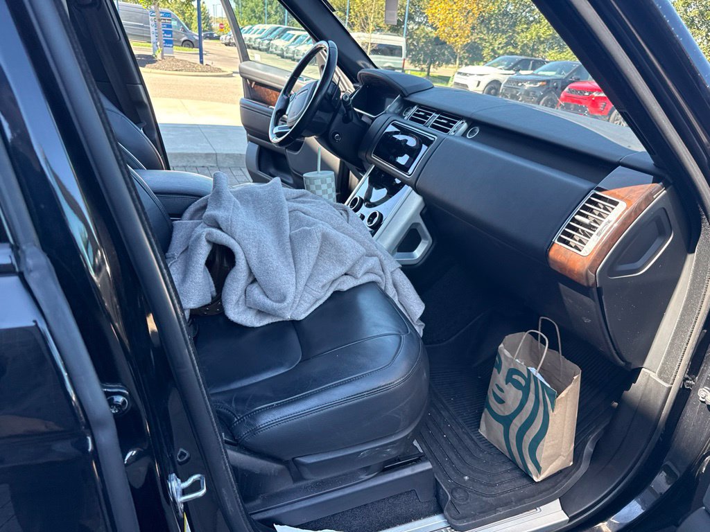 Used 2021 Land Rover Range Rover AWD/4WD image 17