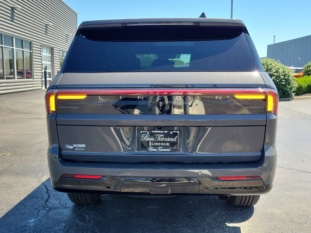 New 2026 Lincoln Navigator Black Label AWD/4WD image 5