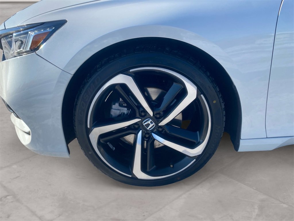Used 2020 Honda Accord Sport image 14