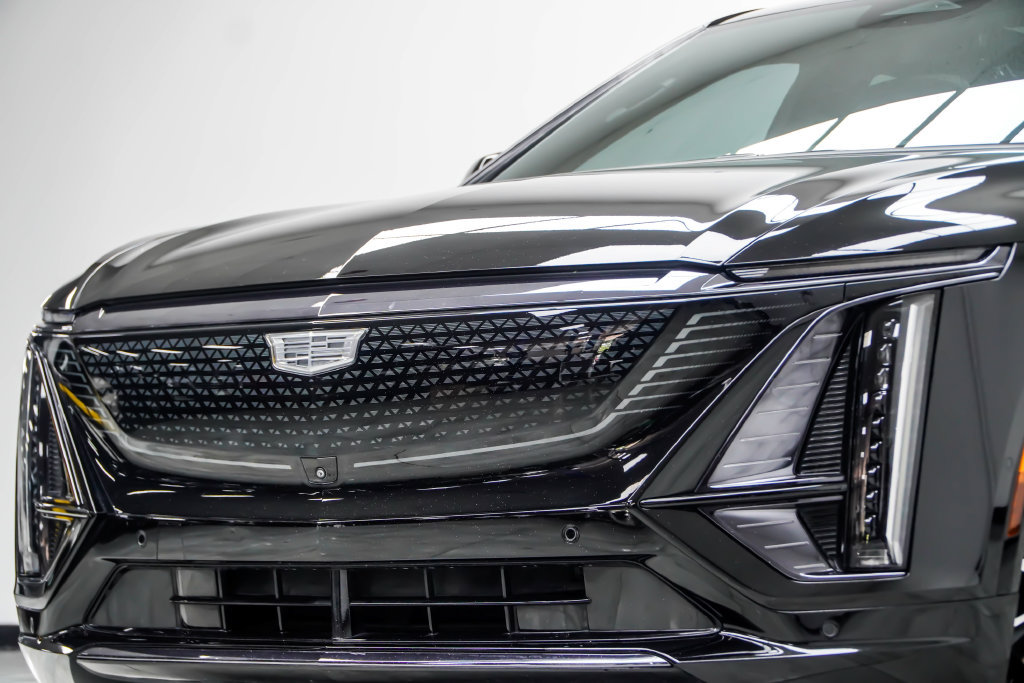 Used 2025 Cadillac Lyriq Sport w/ LPO, Floor Liner Package AWD/4WD image 2