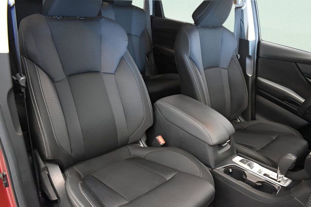 Used 2024 Subaru Ascent Premium w/ Convenience Package image 6