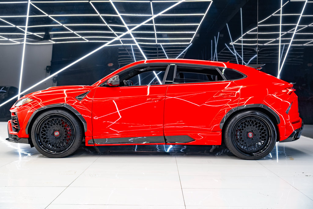 Used 2021 Lamborghini Urus AWD/4WD image 12