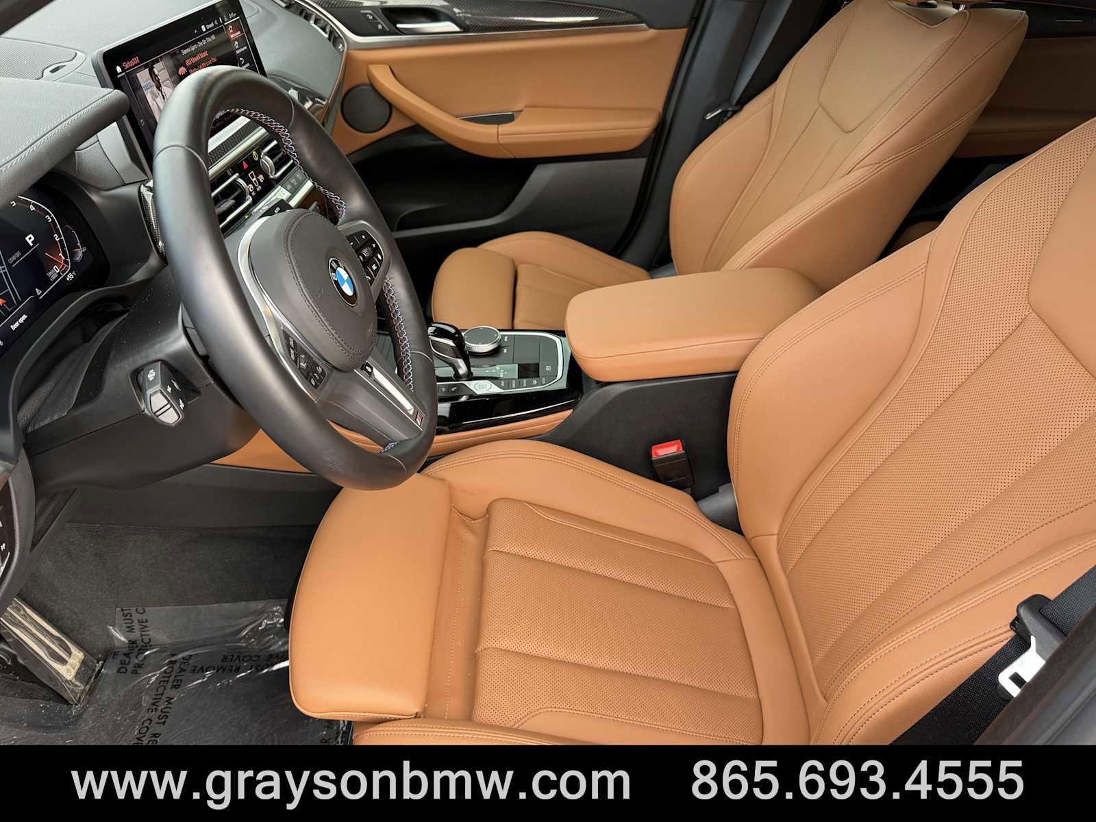 Used 2025 BMW X4 M40i w/ Premium Package image 10