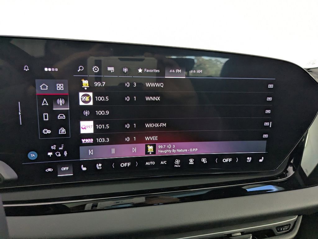 Used 2025 Audi A5 2.0T Premium Plus Sedan w/ Premium Plus image 19