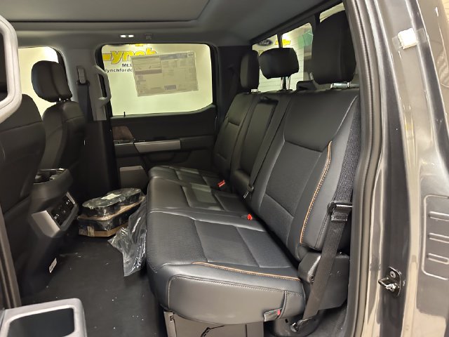 New 2027 Ford F250 Lariat w/ Black Appearance Package AWD/4WD image 23