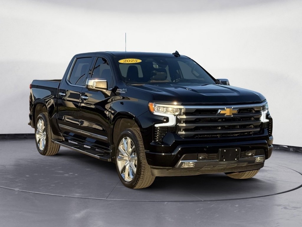 Used 2025 Chevrolet Silverado 1500 High Country w/ High Country Premium Package image 12