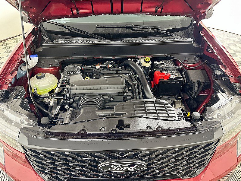 New 2025 Ford Maverick XLT w/ XLT Luxury Package image 18