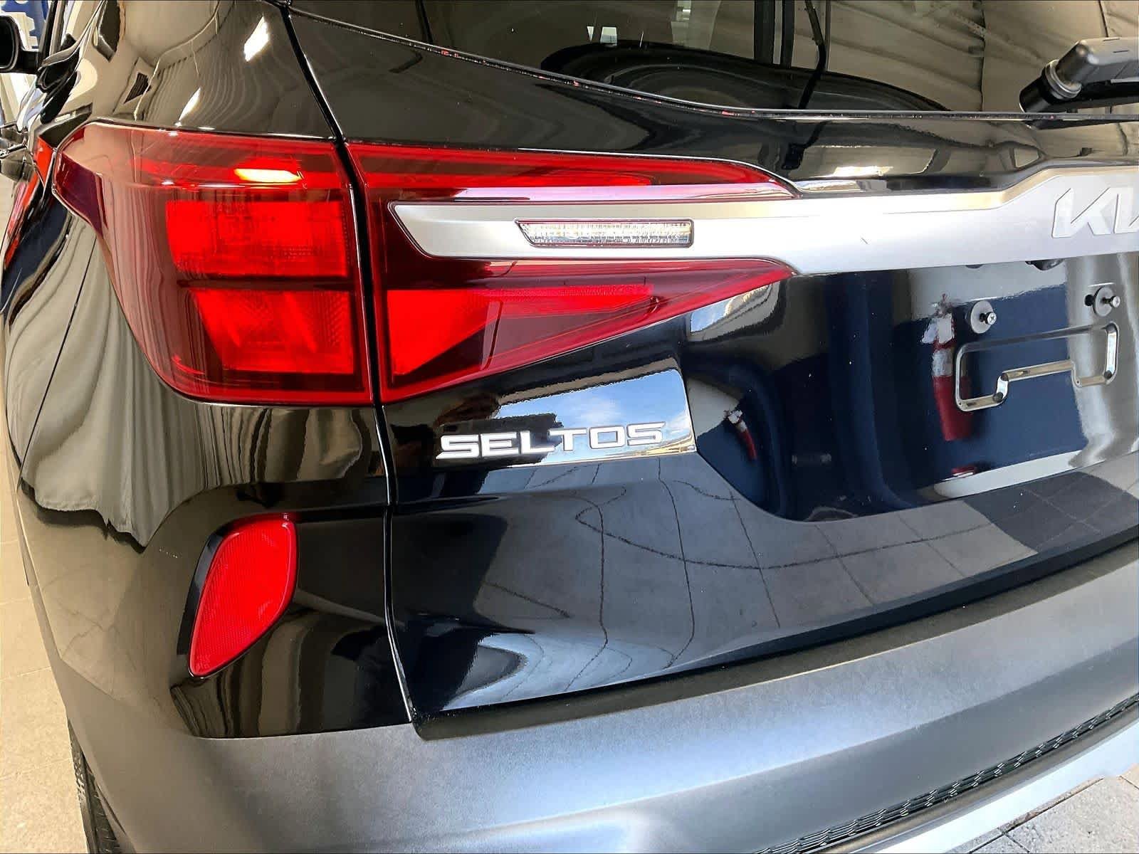 Used 2023 Kia Seltos LX AWD/4WD image 27