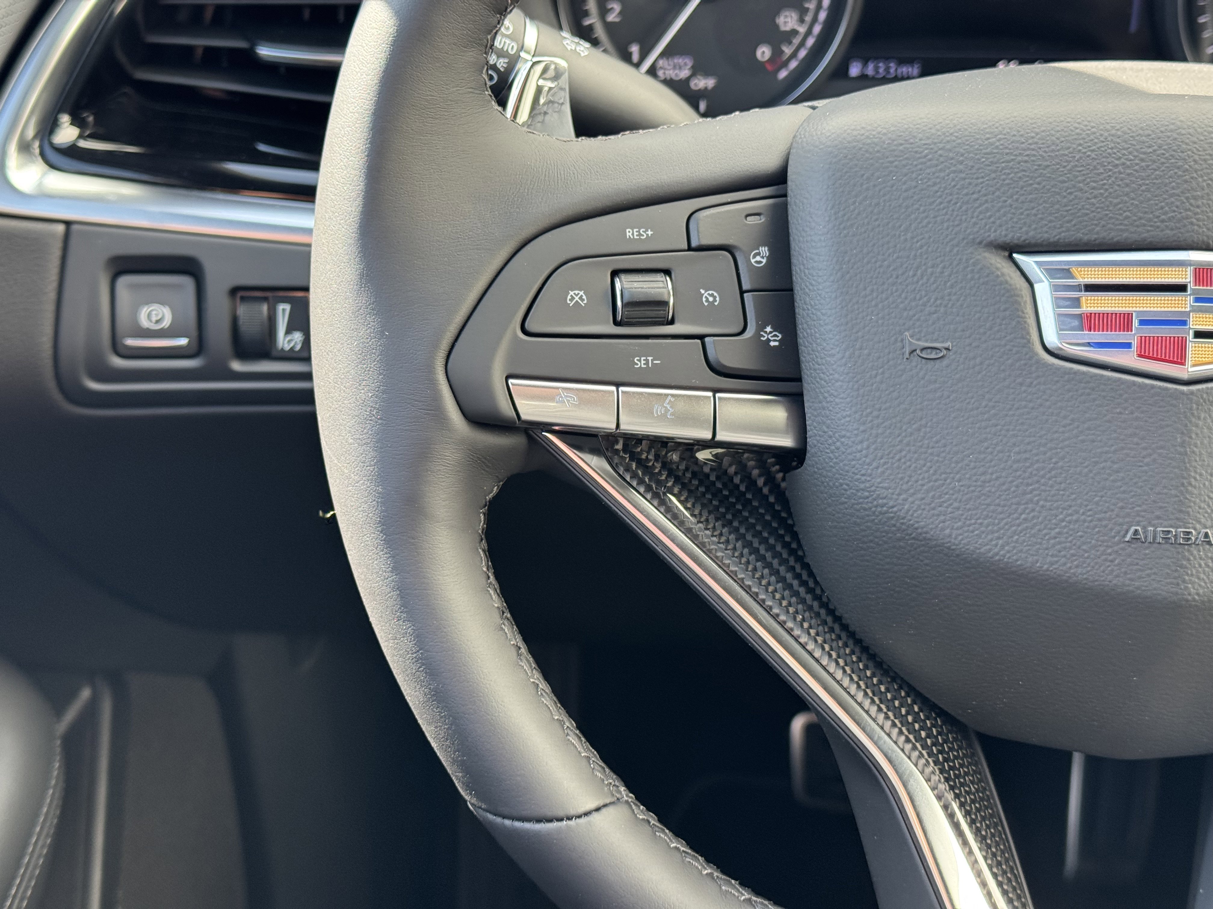 New 2025 Cadillac XT6 Sport w/ Technology Package image 19