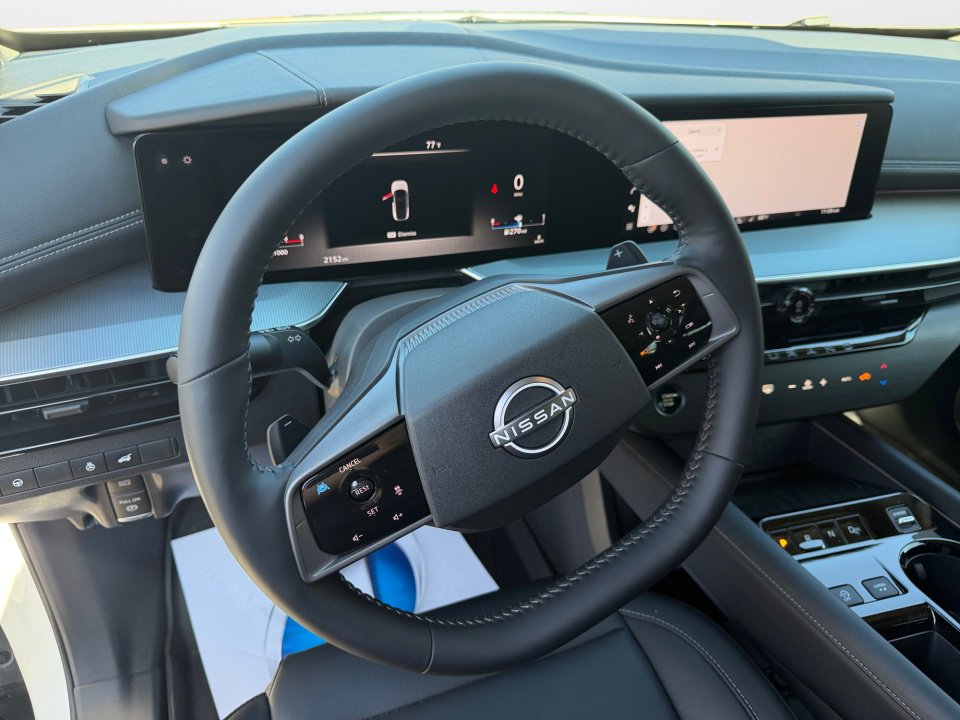 Used 2025 Nissan Murano SL image 13