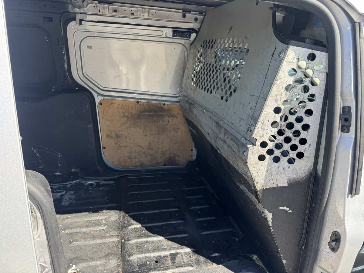 Used 2018 Ford Transit Connect XL FWD image 17