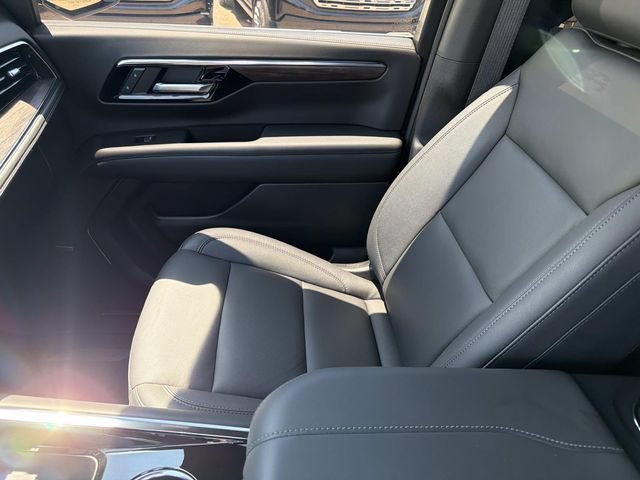 Used 2025 Chevrolet Tahoe LT w/ Comfort Package RWD image 20