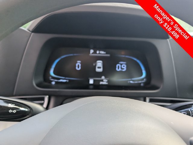 Certified 2024 Hyundai Elantra SE FWD image 22