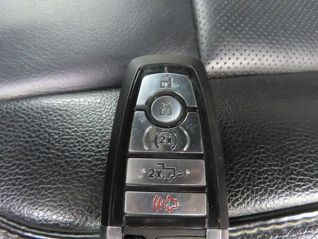 Used 2021 Ford F250 Lariat w/ Lariat Ultimate Package image 59