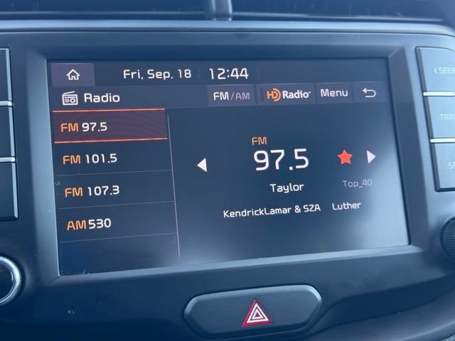 Used 2024 Kia Soul LX w/ Option Group 015 FWD image 24