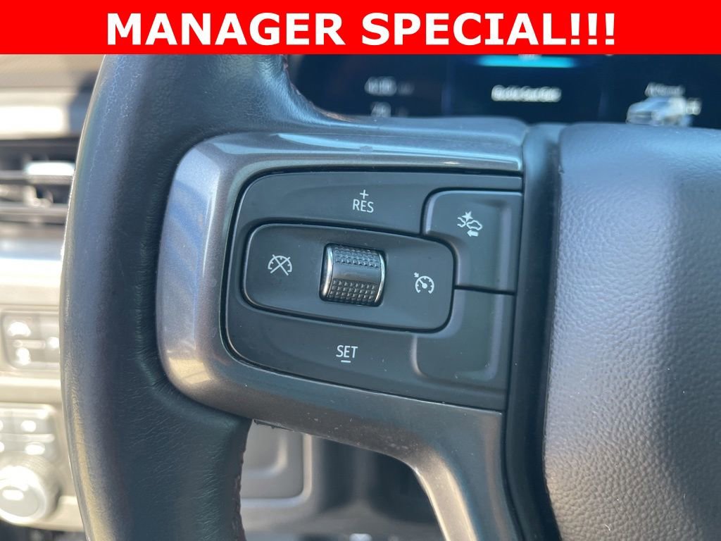 Used 2022 Chevrolet Suburban RST AWD/4WD image 23