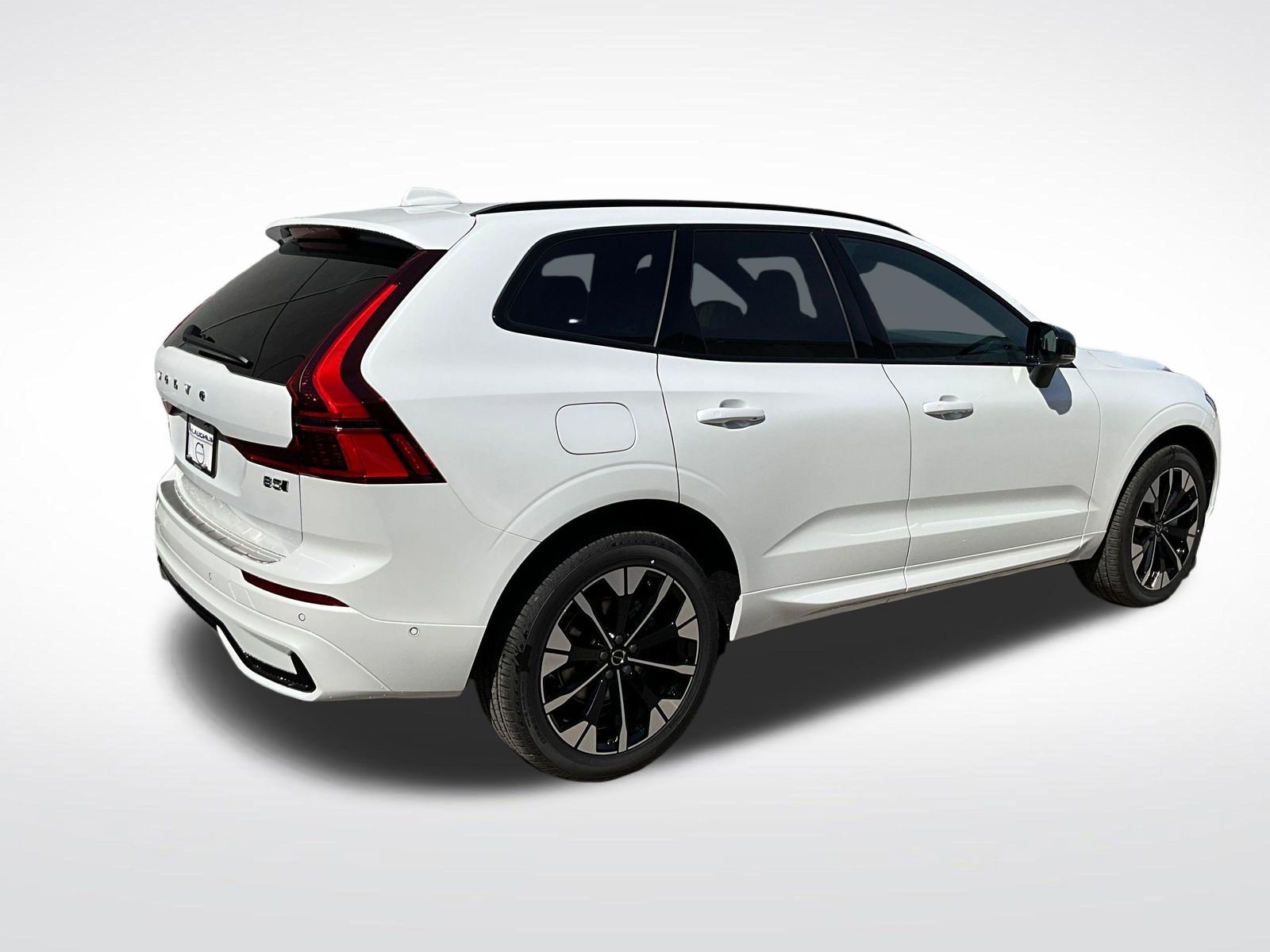 New 2026 Volvo XC60 B5 Plus w/ Climate Package AWD/4WD image 5