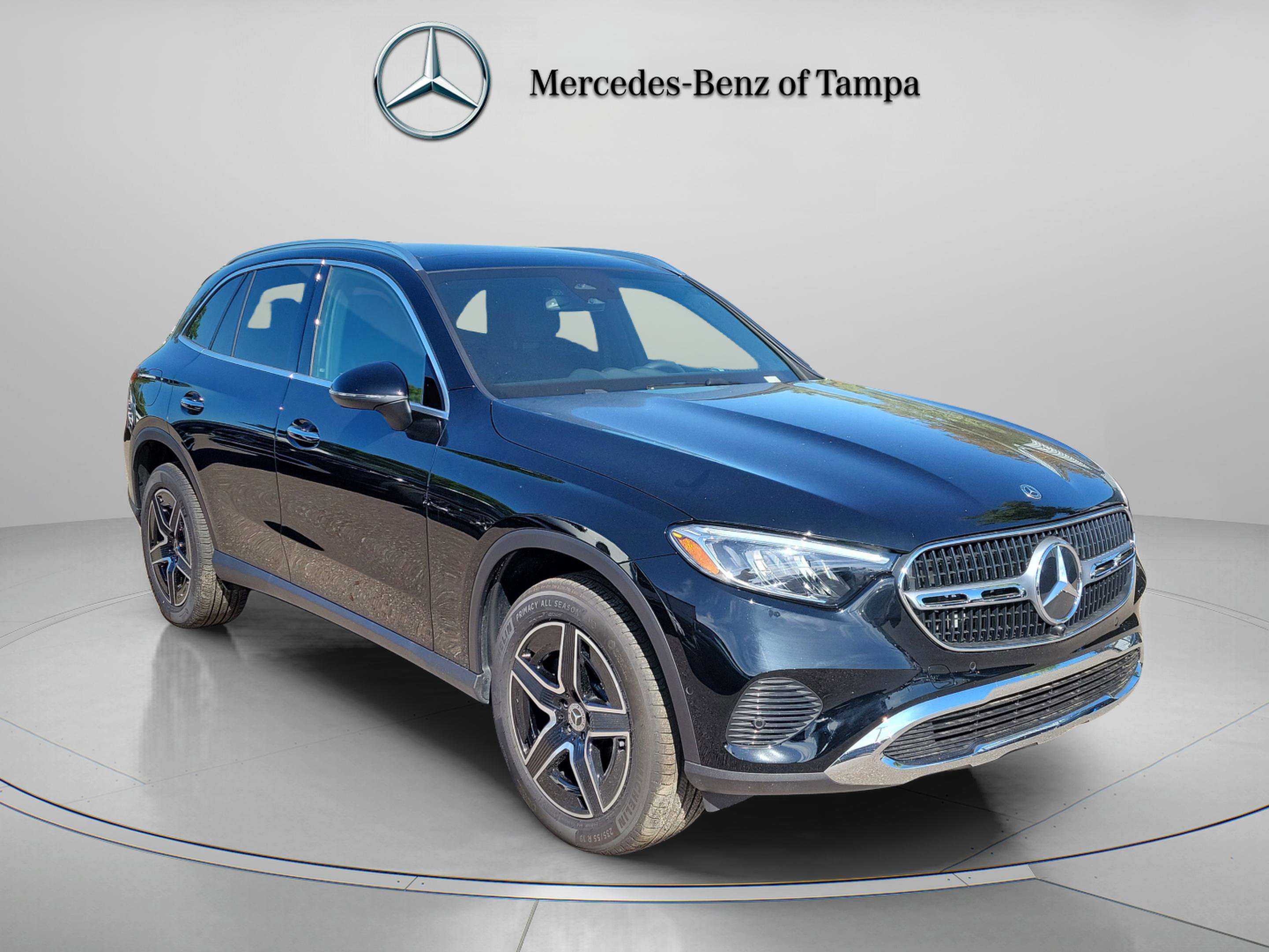 Used 2026 Mercedes-Benz GLC 300 4MATIC image 4