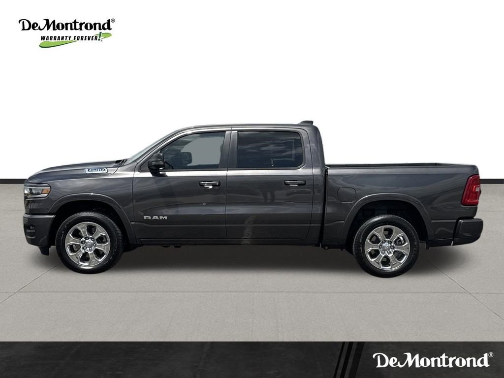 New 2026 RAM 1500 4x4 Crew Cab image 8