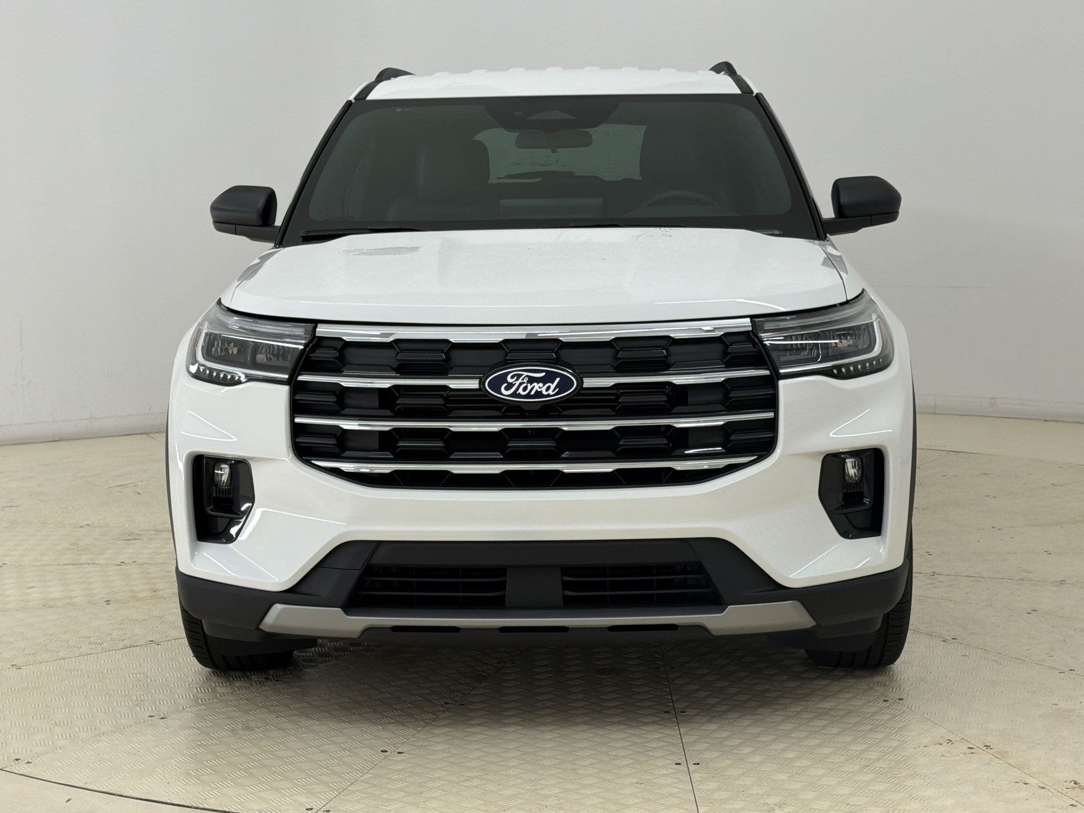 New 2027 Ford Explorer Active w/ Active Comfort Package RWD image 6