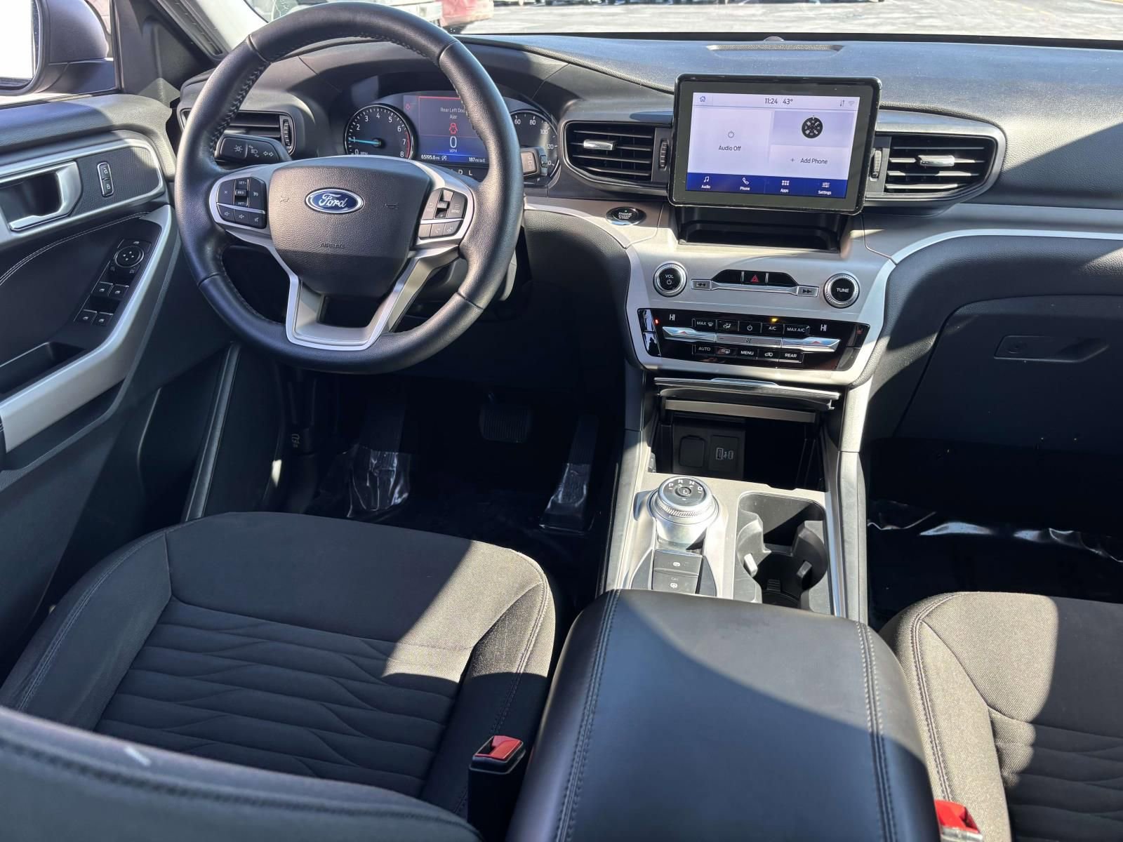 Used 2021 Ford Explorer XLT image 31