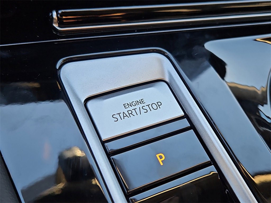 New 2026 Volkswagen Atlas SE image 15