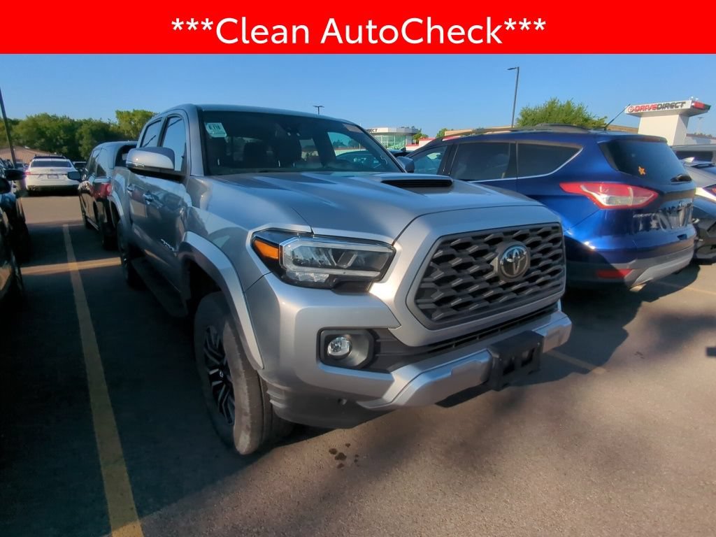 Used 2020 Toyota Tacoma TRD Sport w/ Technology Package AWD/4WD image 3
