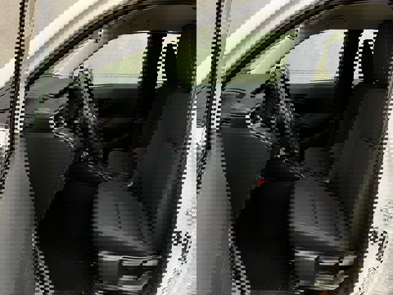 Used 2024 Toyota Corolla LE image 10