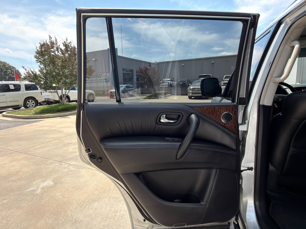 Used 2020 Nissan Armada SL w/ Premium Package RWD image 22