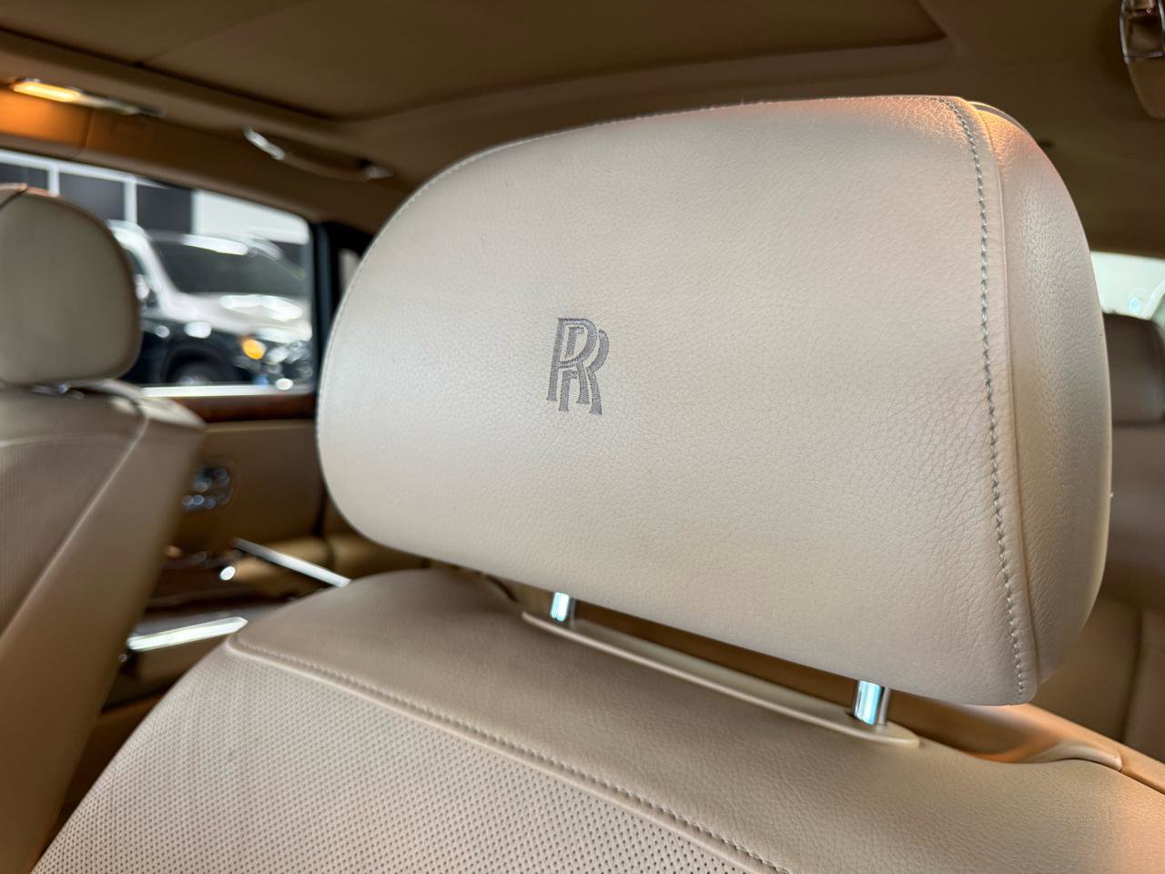 Used 2013 Rolls-Royce Ghost image 28