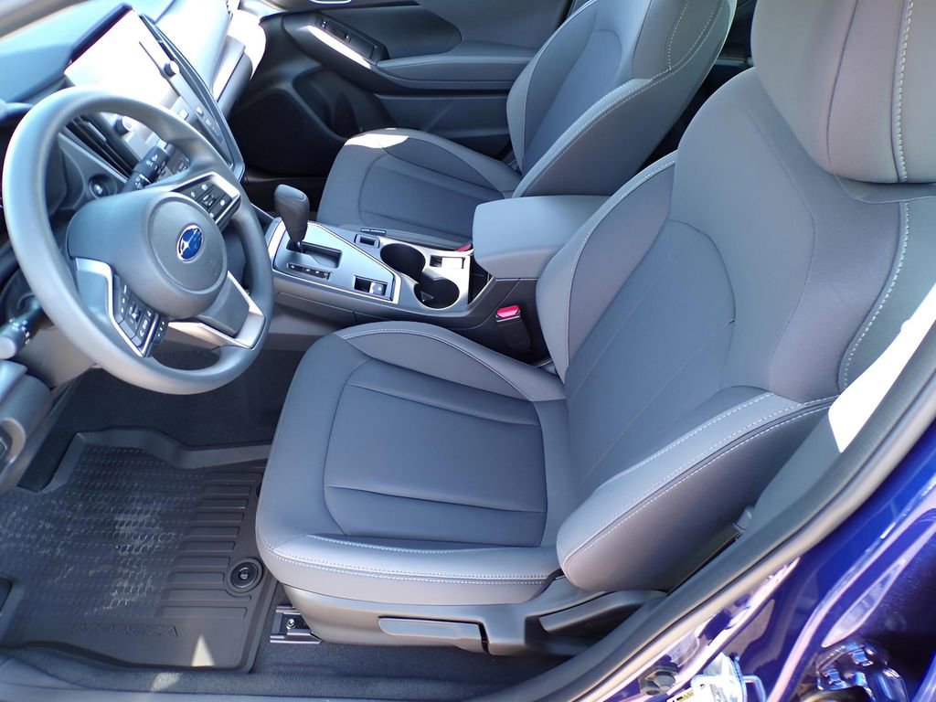Certified 2025 Subaru Impreza 2.0i image 17