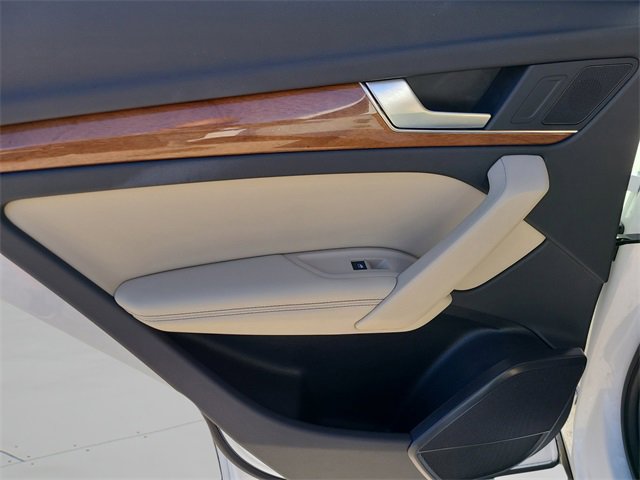 Used 2022 Audi Q5 2.0T Premium Plus image 19