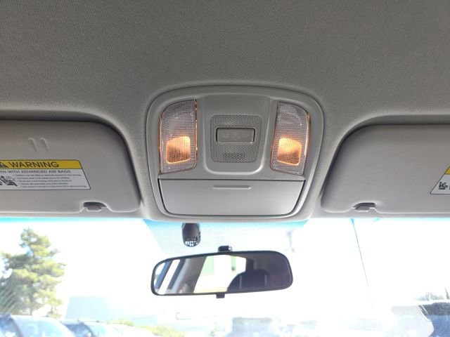 Used 2017 Kia Niro EX image 20