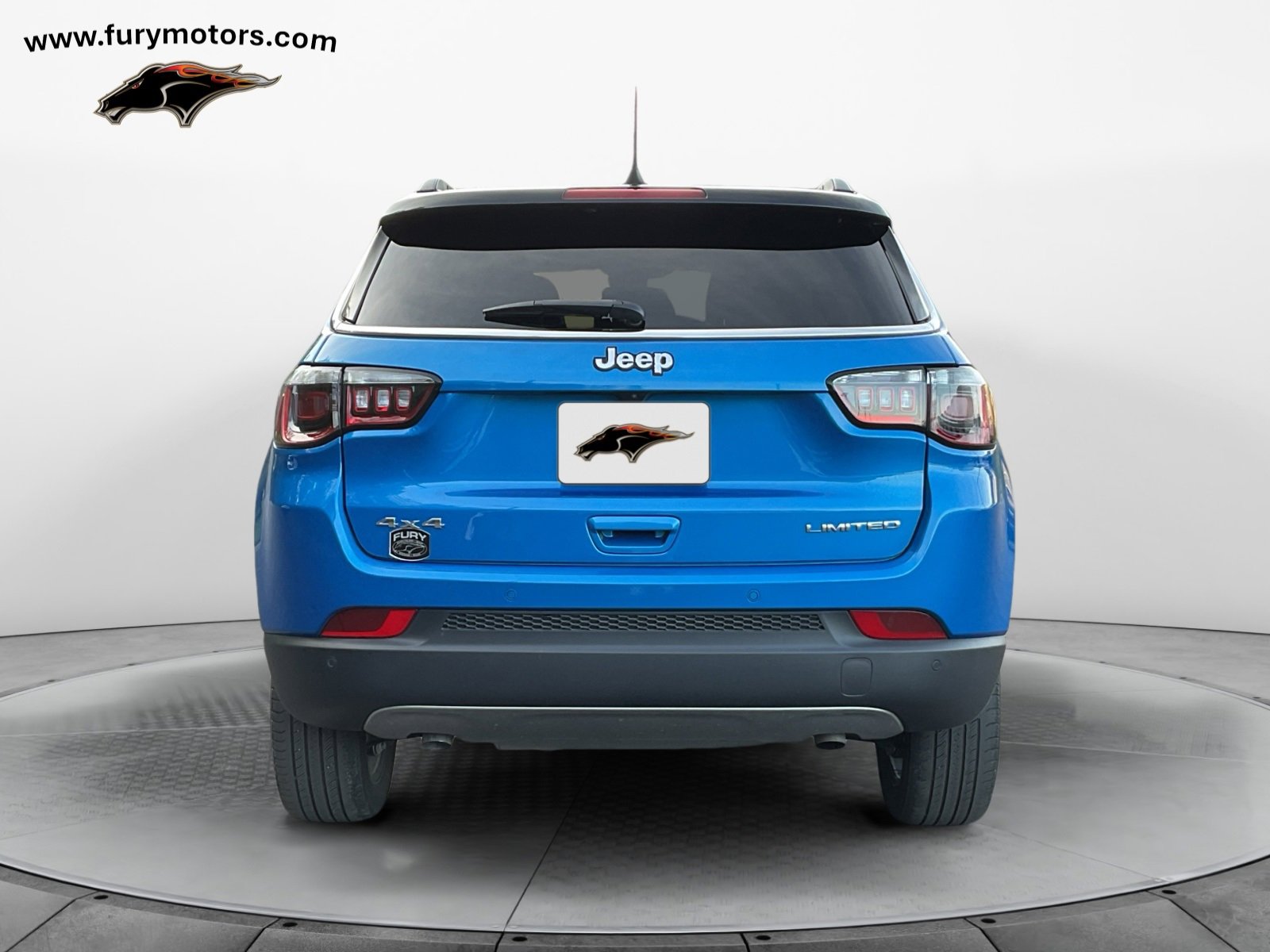 Used 2024 Jeep Compass Limited image 4