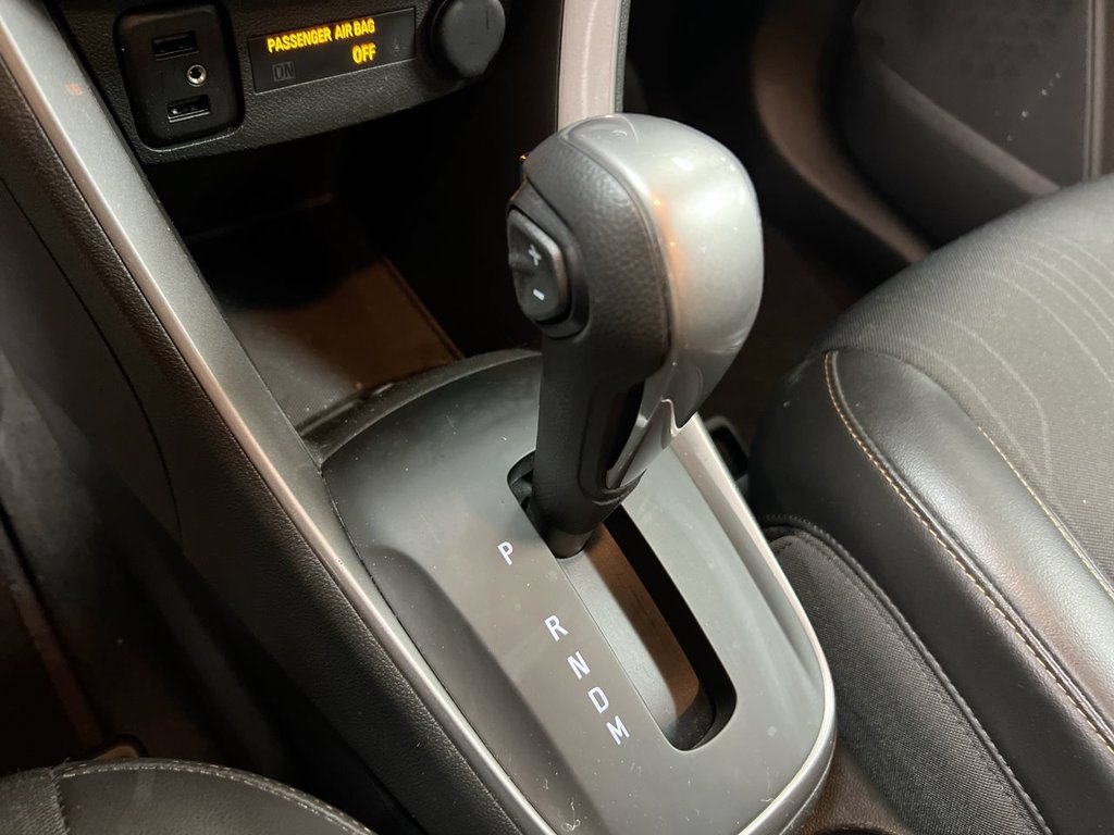 Used 2022 Chevrolet Trax LT AWD/4WD image 17