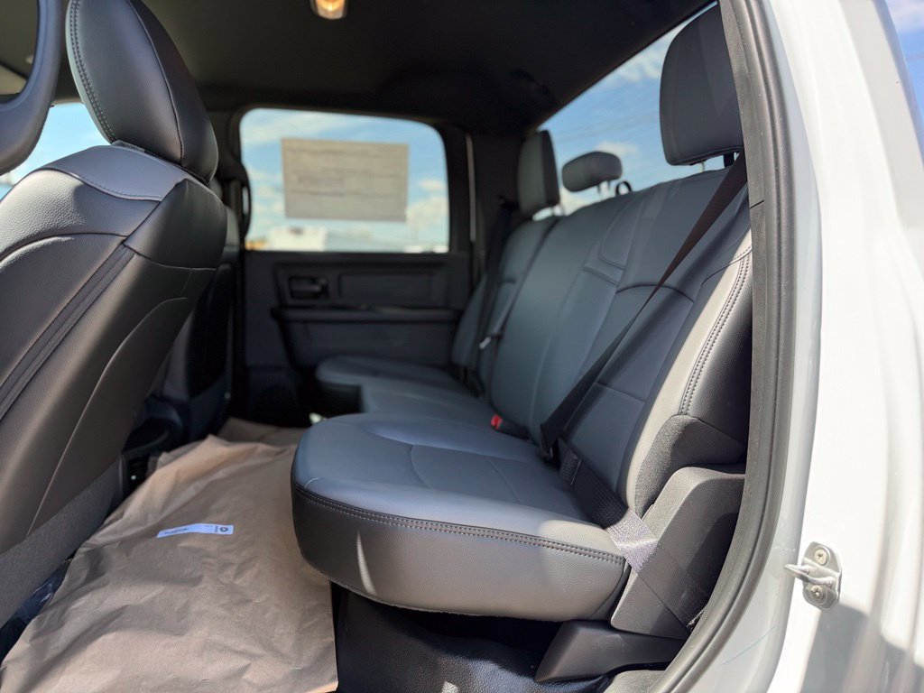 New 2027 RAM 5500 Tradesman w/ Chrome Appearance Group AWD/4WD image 17