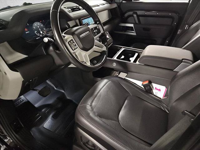 Used 2023 Land Rover Defender 110 SE AWD/4WD image 9
