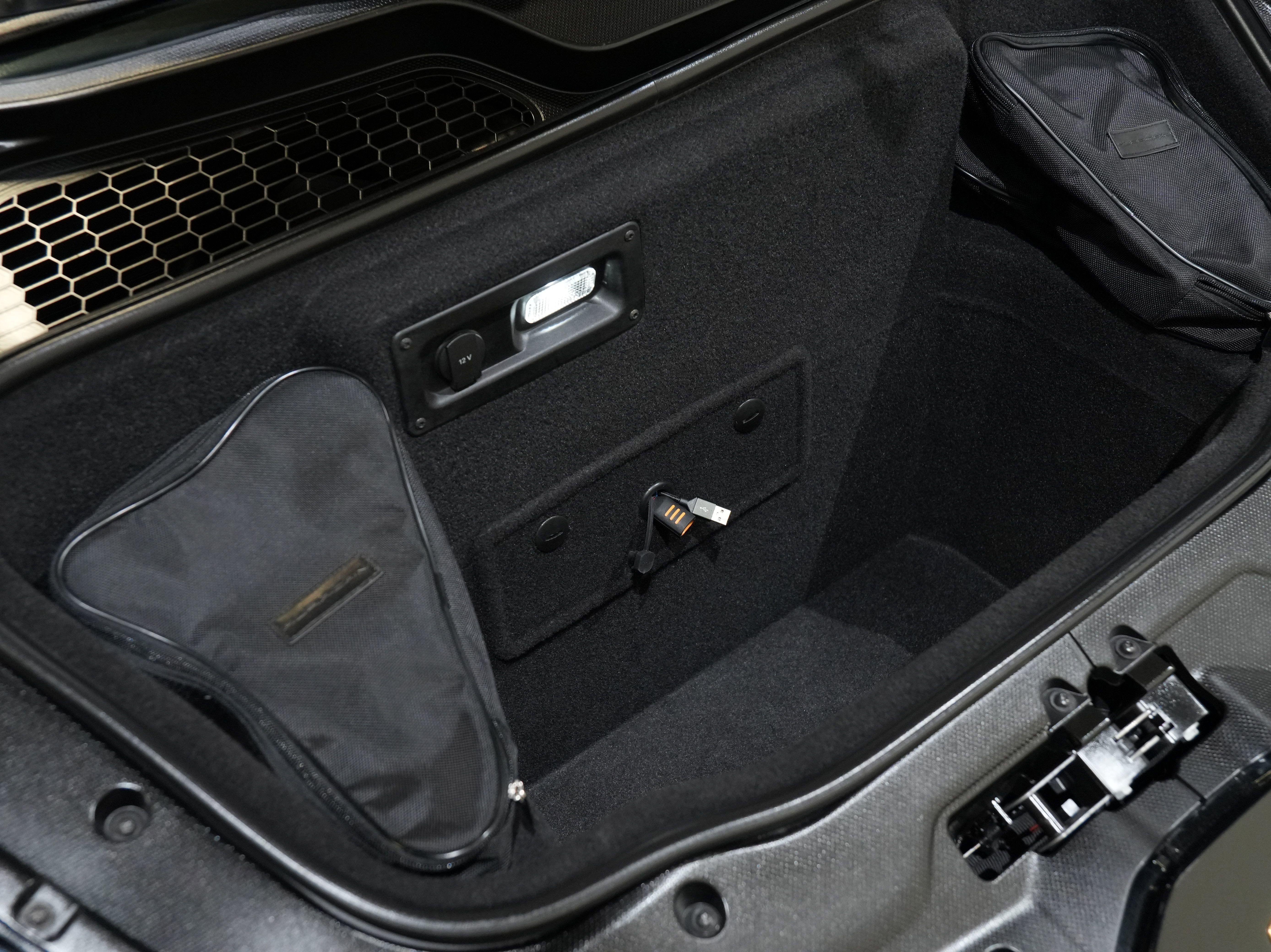 Used 2021 Lamborghini Huracan EVO image 49