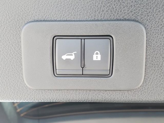 Certified 2025 Nissan Murano Platinum w/ Cargo Package AWD/4WD image 12
