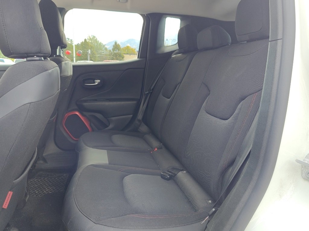 Used 2016 Jeep Renegade Trailhawk image 24