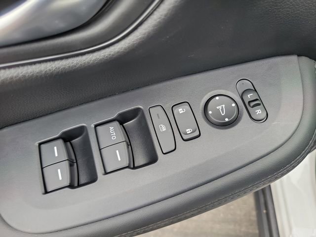New 2026 Honda HR-V LX image 17