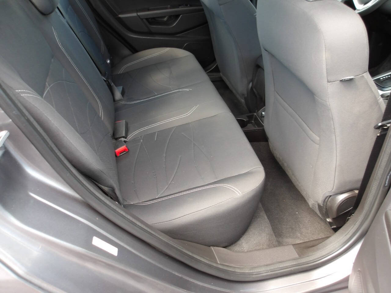 Used 2014 Ford Fiesta SE FWD image 21