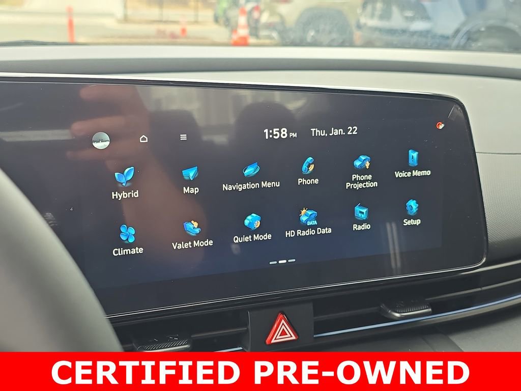 Certified 2025 Hyundai Elantra SEL image 23