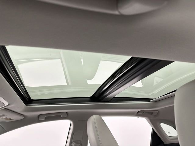 Used 2022 Lexus RX 450h AWD w/ Luxury Package image 22