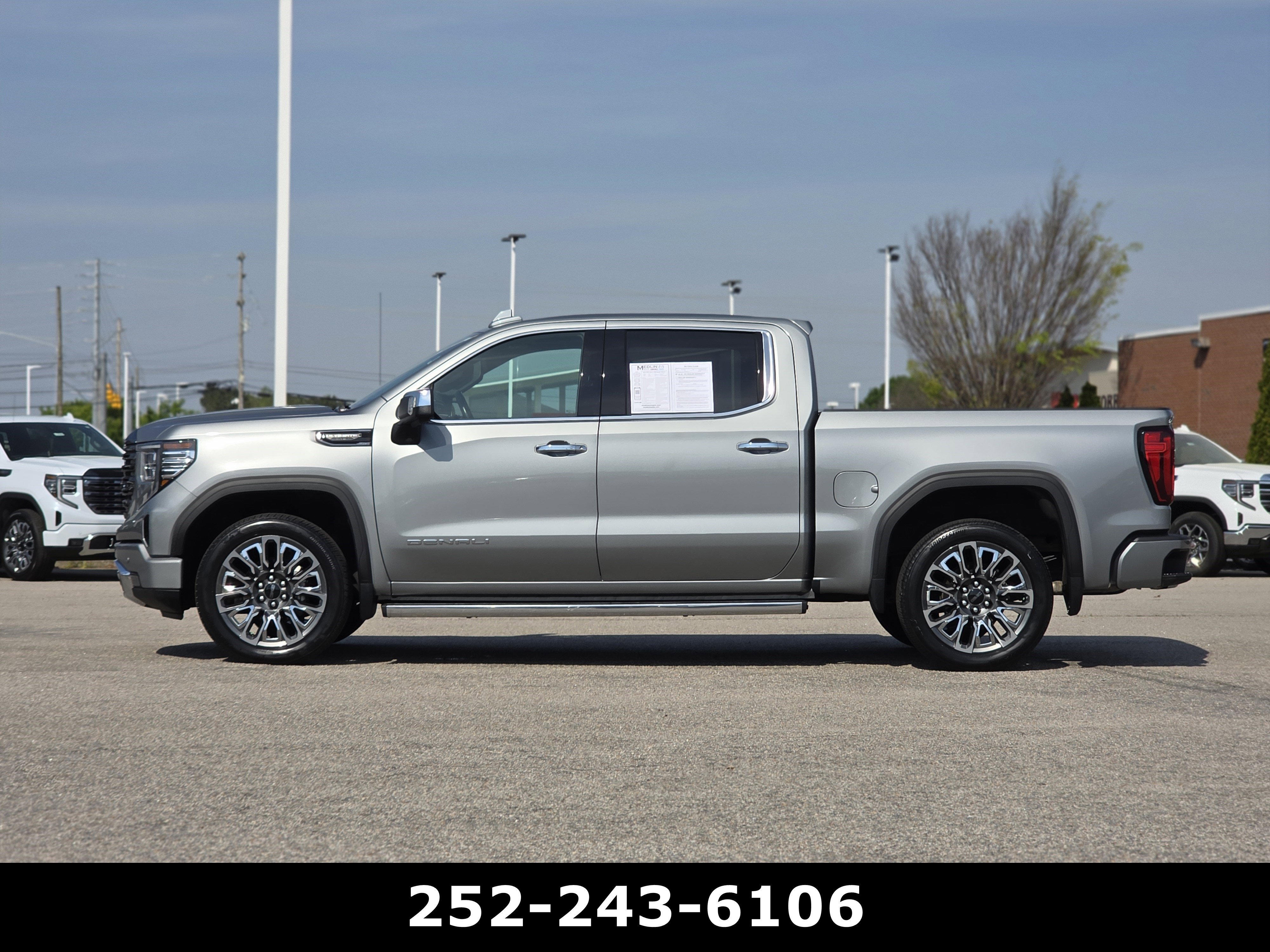 Used 2024 GMC Sierra 1500 Denali Ultimate AWD/4WD image 4