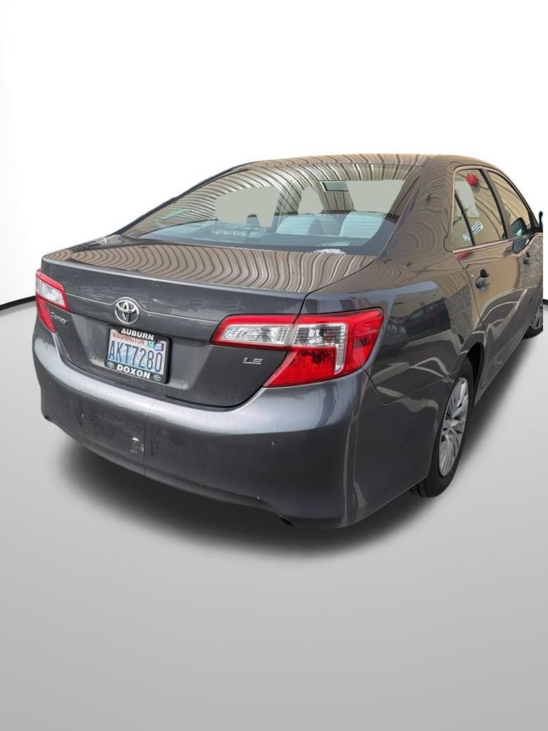Used 2012 Toyota Camry LE image 9